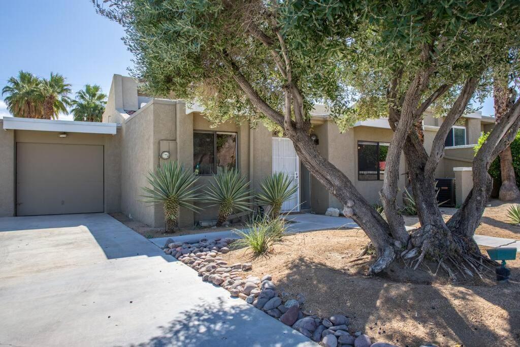 Charming Palm Desert Oasis - An Ideal Getaway Home Экстерьер фото